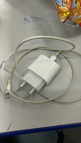 Carregador de IPhone 