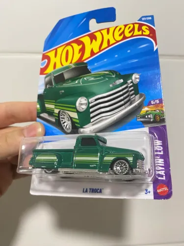 Hotwheels La Troca Verde 2026 Novo 1:64 Hot Wheels