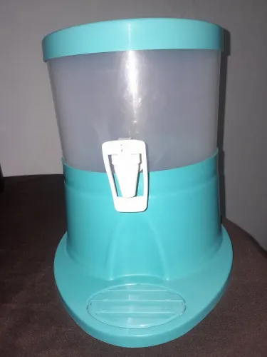 Bebedouro/Suporte para galão de água