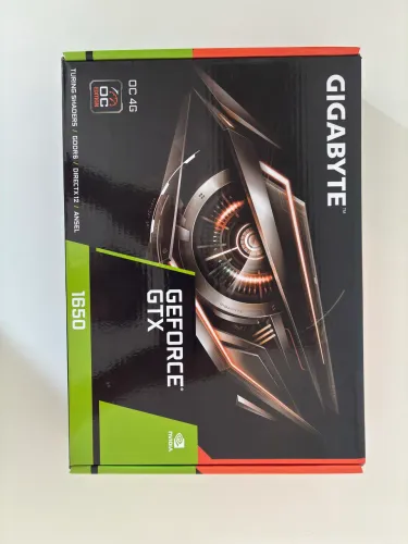 Gigabyte GeForce GTX 1650 OC 4GB GDDR6 - Excelente estado