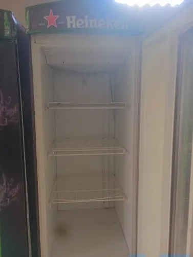 Cervejeira usada