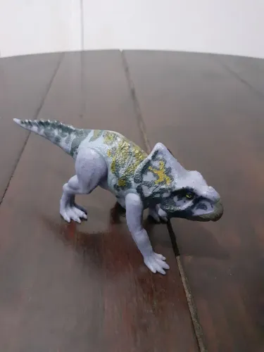 Jurassic world protoceratops mattel