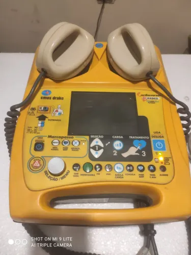 Cardioversores CMOS DRAKE  Life 400 plus 