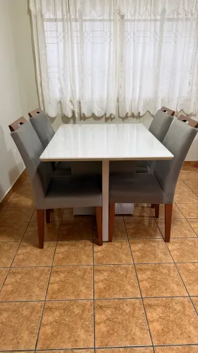 Mesa Jantar 4 lugares ótima qualidade