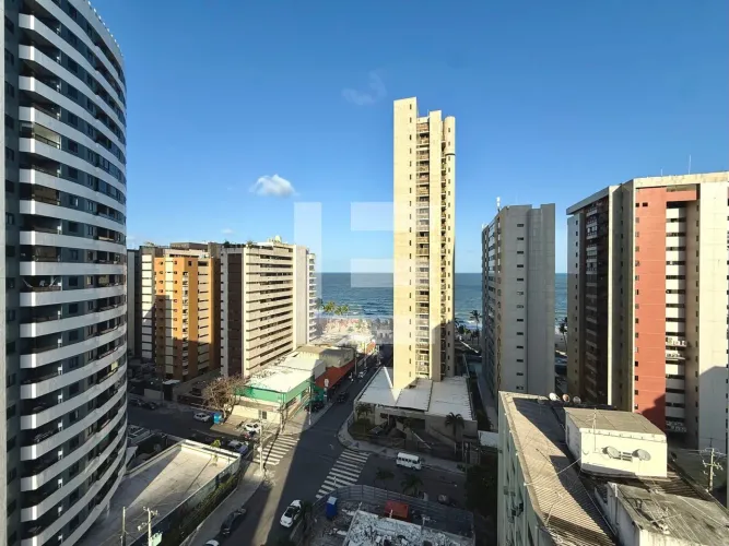 Apartamento 2 Quartos para Alugar em Boa Viagem | Andar Alto e Vista Mar