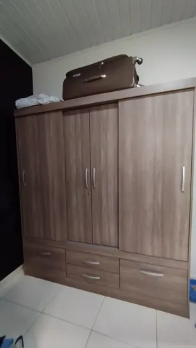 Guarda roupa 