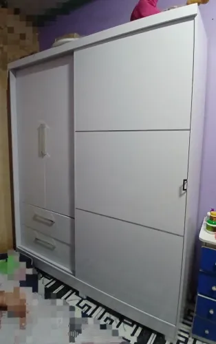 Vendo Guarda-Roupas Novo