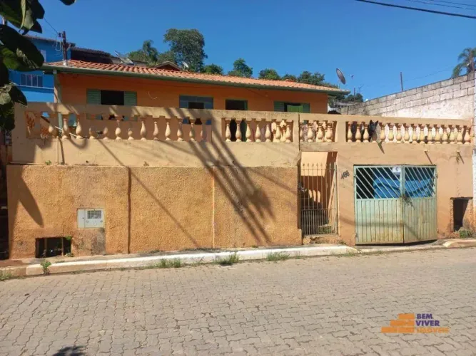 Casa com 3 dormitórios à venda, 100 m² por R$ 230.000,00 - Benfica - São Luiz do Paraiting