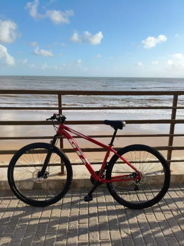 Bicicleta aro 29 câmbio Shimano  