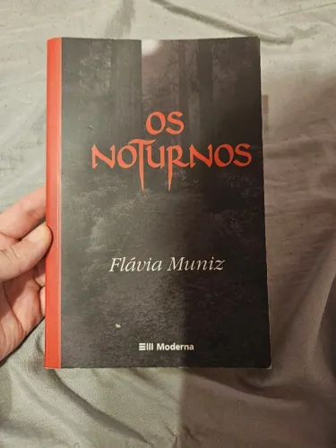 Os Noturnos - Flavia Muniz