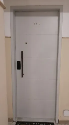 FOLHA DE PORTA GELO COMPLETA- FECHADURA DIGITAL