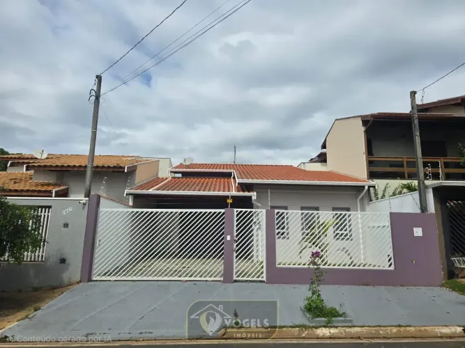 CASA À VENDA NO JARDIM DAS TULIPAS EM HOLAMBRA/SP COM 3 DORMITÓRIOS E TERRENO DE 250 M²