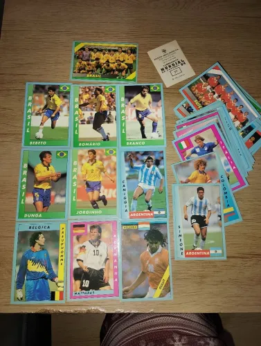 Cards da copa do mundo 94 tem 60 cartas entre equipe e jogadores lendas que fez história 