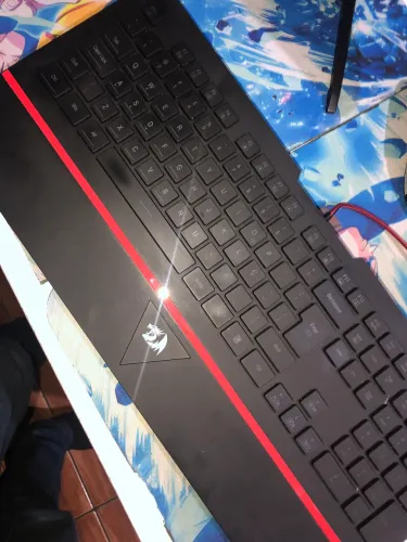 TECLADO REDRAGON KARURA 2 PRETO/VERMELHO