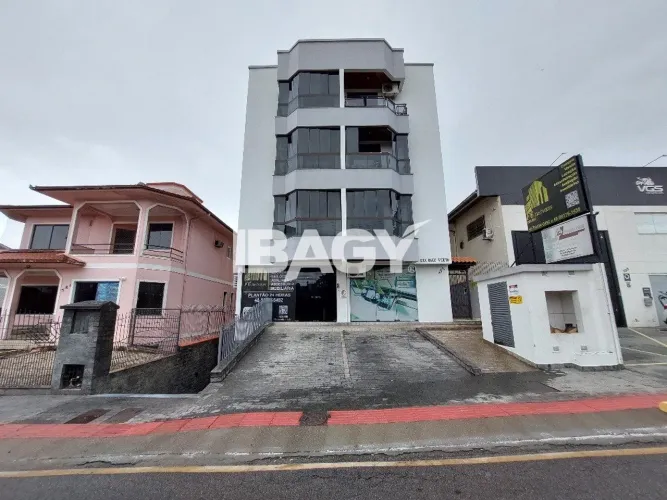 Excelente Apartamento 2 dormitório(s) em Praia Comprida - São José