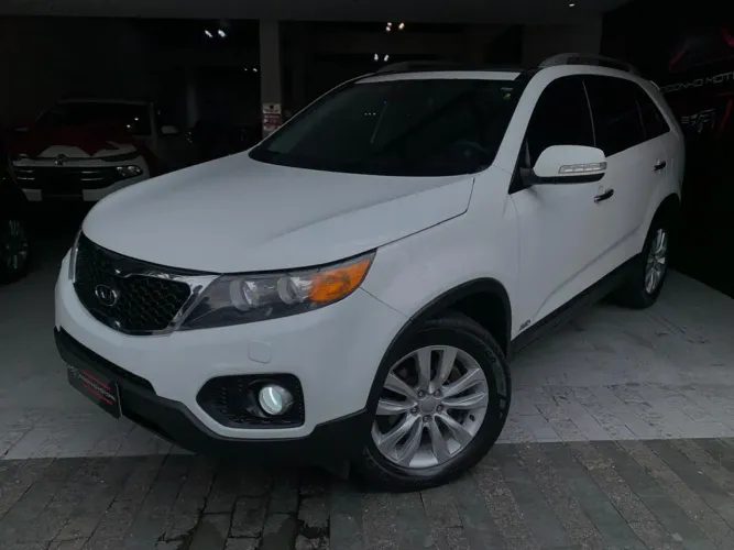 Kia Motors Sorento 3.5 V6 24V 278cv 4X4 Aut. 2013