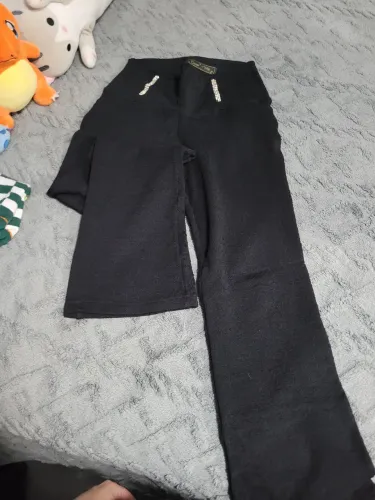 Calça boca de sino elegante preta M