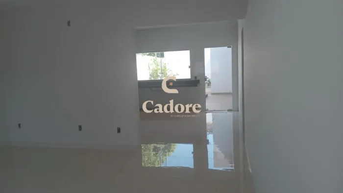 Casa à venda no Morumbi com 3/4 sendo 02 suítes e garagem coberta para 02 carros
