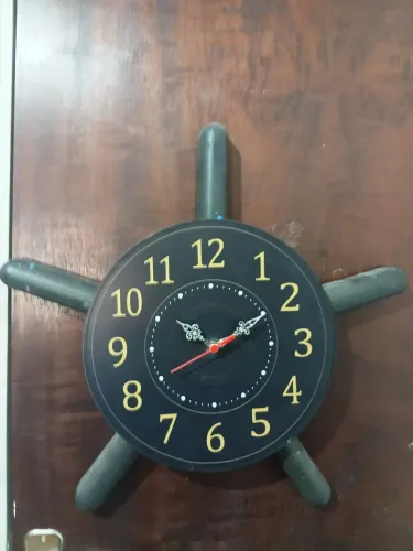 Relógio de parede artesanal