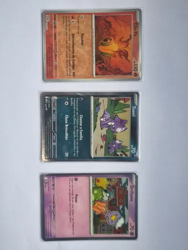 Cartas Pokémon Originais Brilhantes - Lote Chi-Yu, Drifloon e Toxel