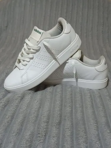 Tênis adidas Advantage Base 2.0