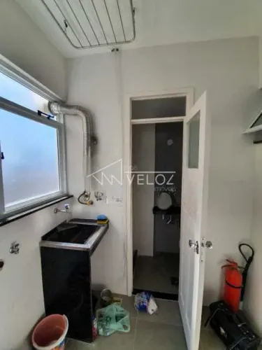 Apartamento : / Residencial / Catete