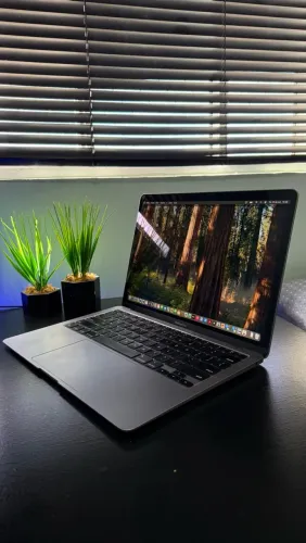 MacBook Air M1 2020 | 256GB SSD | 8GB Ram | Excelente Estado