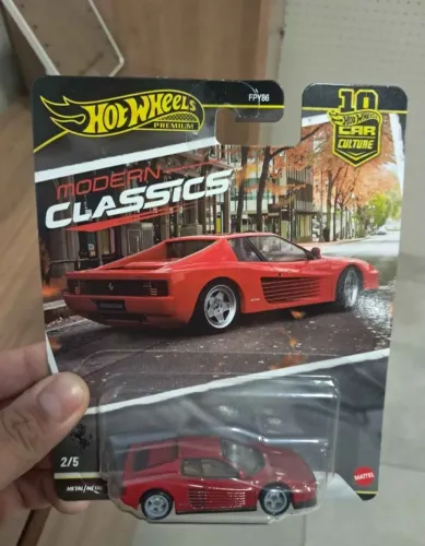 Hot wheels ferrari