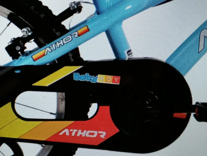 Bicicleta infantil marca Athos, modelo zBany Boy, com um design vibrante e divertido que n