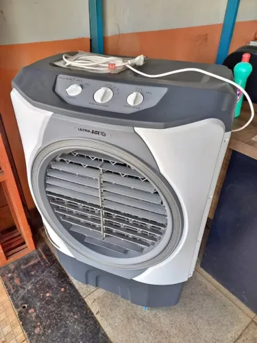 CLIMATIZADOR MARCA ULTRAAR 55 LITROS NOVO