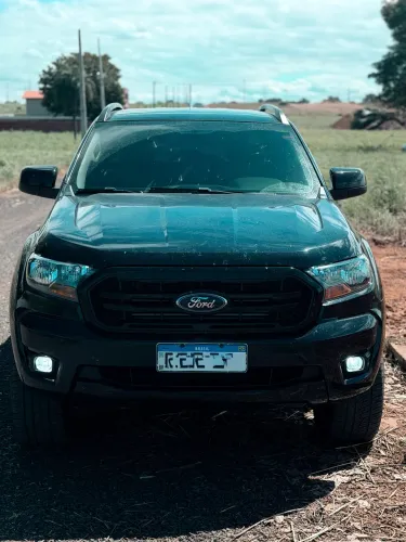 Ford Ranger Black 2.2 4X2 CD Diesel AUT 2023