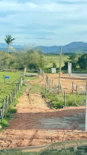 Lote em areias de baixo