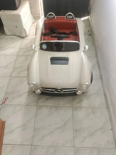 Carro Elétrico Infantil