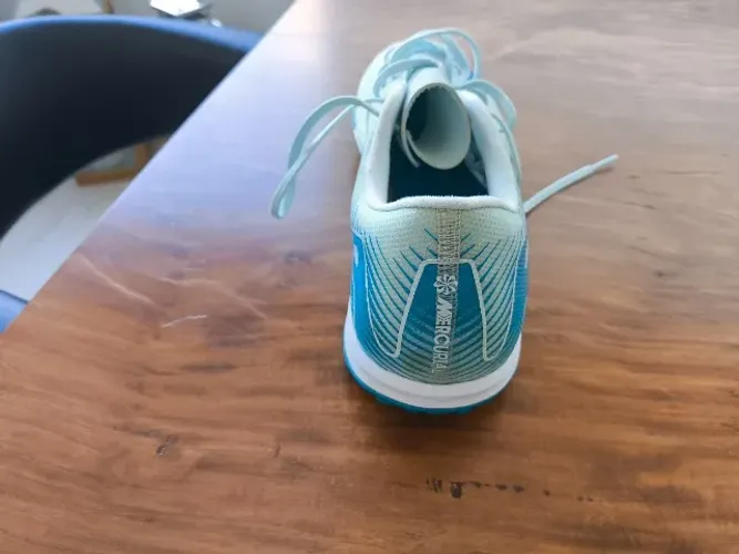 Chuteira nike