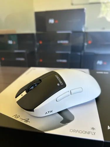 Mouse ATK A9 Air ?shadow White? - LACRADO + GARANTIA.