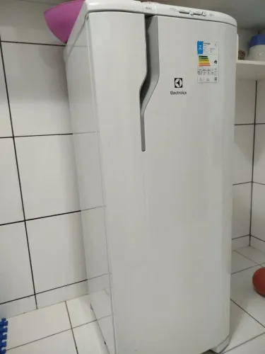 Móveis usados com preço de desapego. 