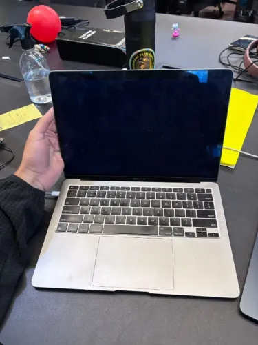 MacBook Air M1 8GB 2020 - Placa Mãe Perfeita (Tela Piscando/Falhando)