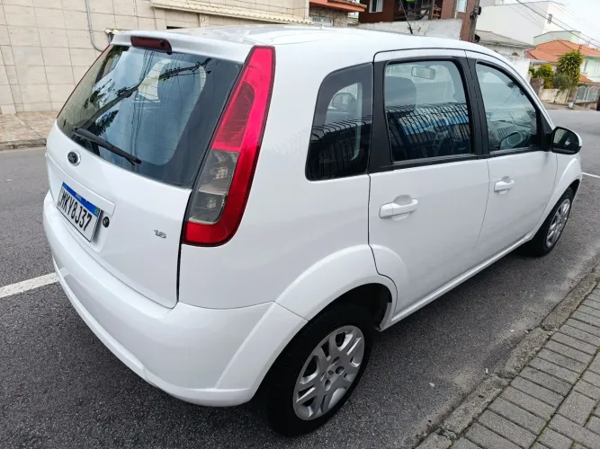 Ford Fiesta 1.6 8V Flex/class 1.6 8V Flex 5P 2013