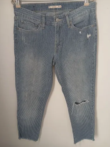 Linda calça Levi's listrada feminina 711 skinny estilizada 
