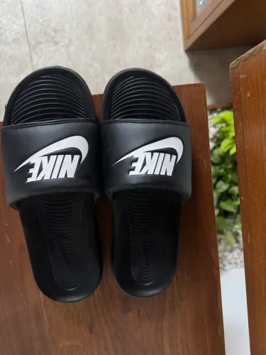 Chinelo Nike