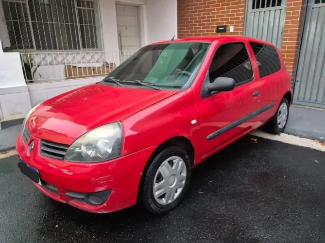 Renault Clio Hi-flex 1.0 16V 3P 2011