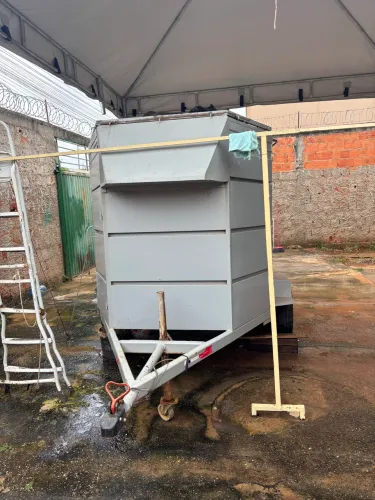 Reboque Fechado 