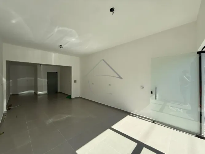 SALA COMERCIAL DISPONÍVEL PARA LOCAÇÃO NA NOVA BRASÍLIA - JARAGUA DO SUL