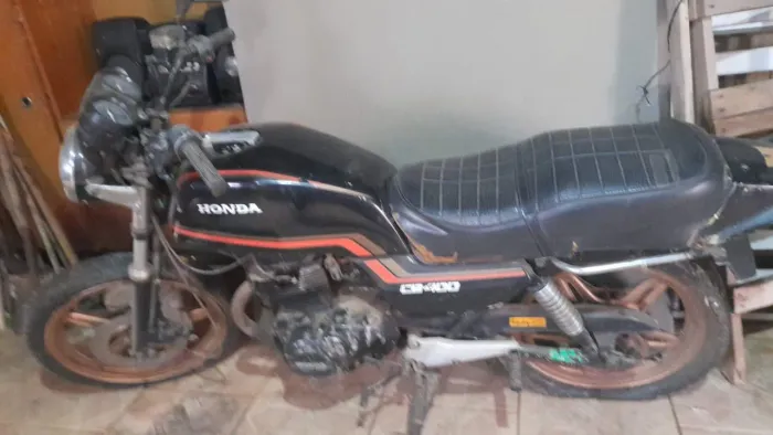 Moto Cb 400 Preta - Vacaria RS