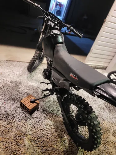 Xr 200 de trilha