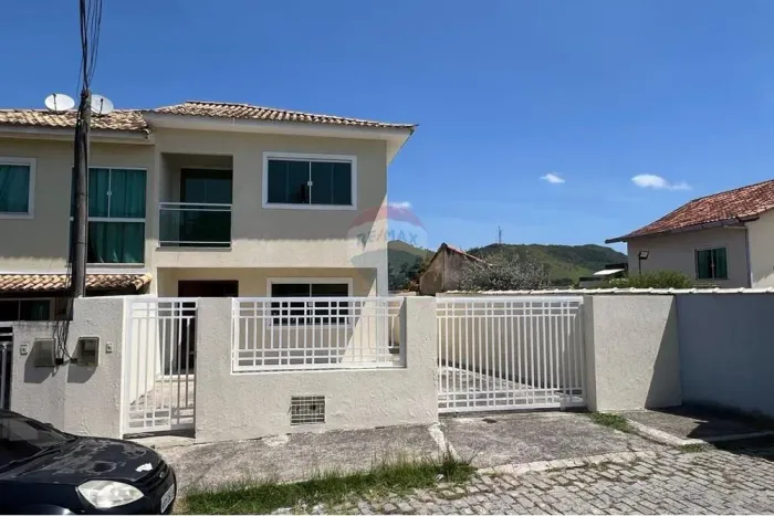 Casa a venda, 2 quartos independente. Mangueirinha, Rio Bonito/ RJ