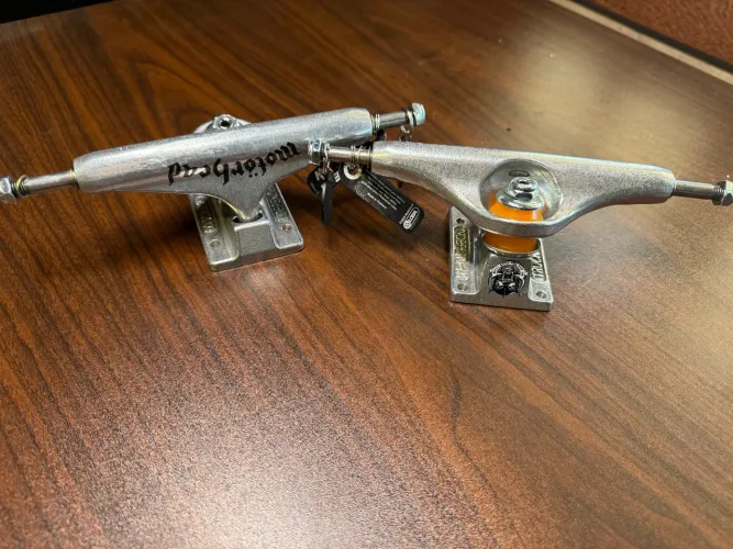 Truck skate Independent Stage 11 Hollow Motorhead TAM 149mm