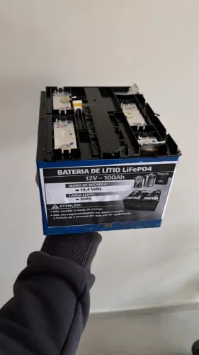 Bateria de litio 100 amperes 13.3volts Cca acima de 1800