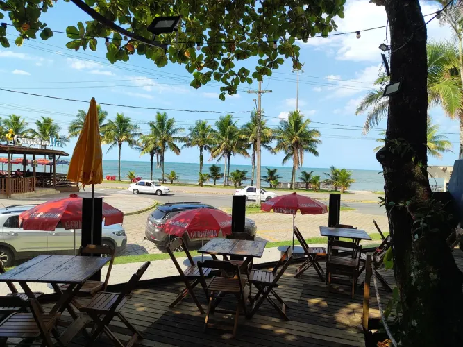 Vende-se Gastro-bar/Restaurante/Pub na Praia central de Guaratuba ( Frente Mar)
