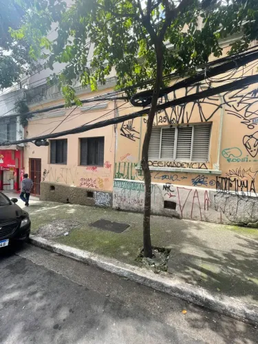 Imóvel para venda possui 240 metros quadrados com 4 quartos em Bela Vista - São Paulo - SP